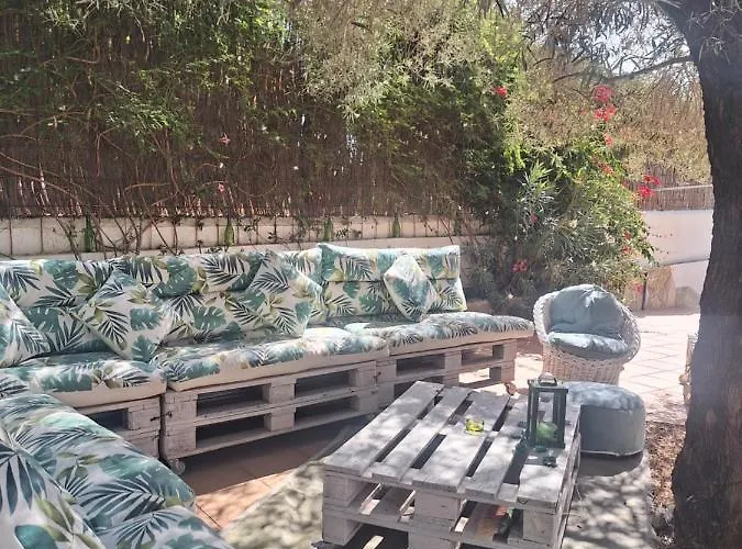 Au Jardin D'armand Bed & Breakfast